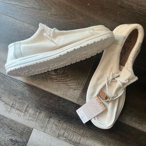 Hey Dude Natural Collection Shoes - Cream